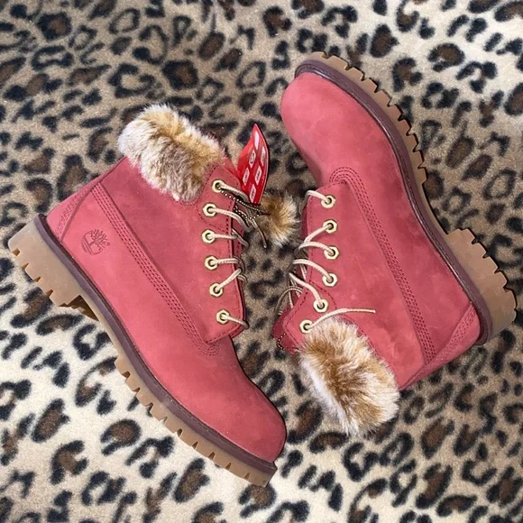 Timberland Boots Girls Size 3 Burgundy Boot Fur Timberland A1U5A Water Resistant - Picture 12 of 16